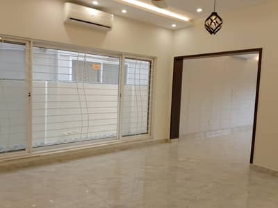 1 Kanal Brand new House is available for Rent