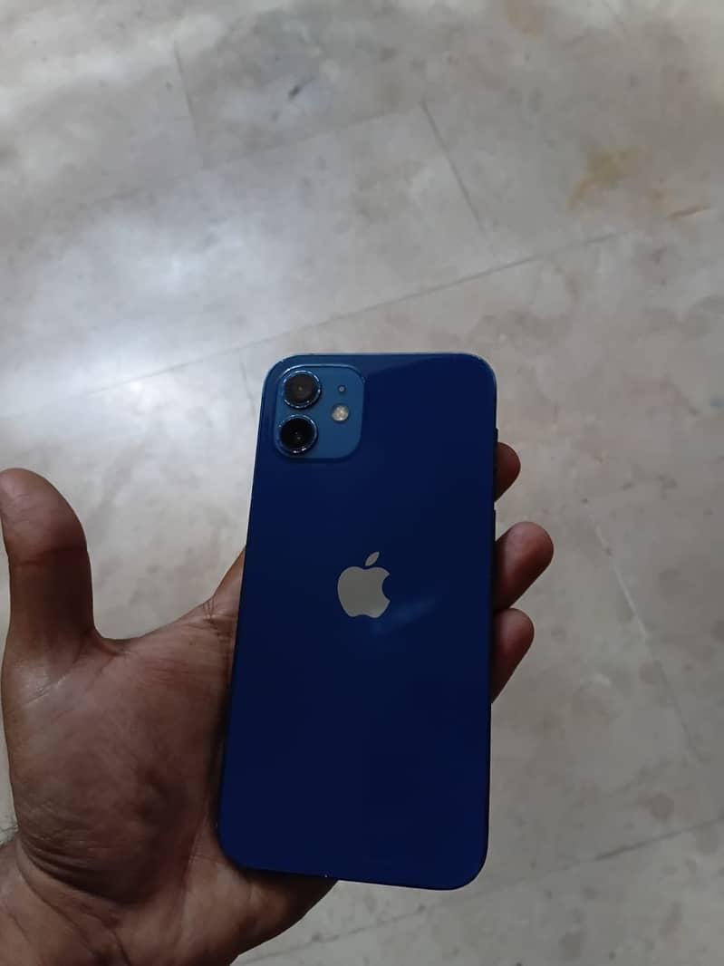 Apple iPhone 12 2
