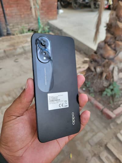 OPPO A18