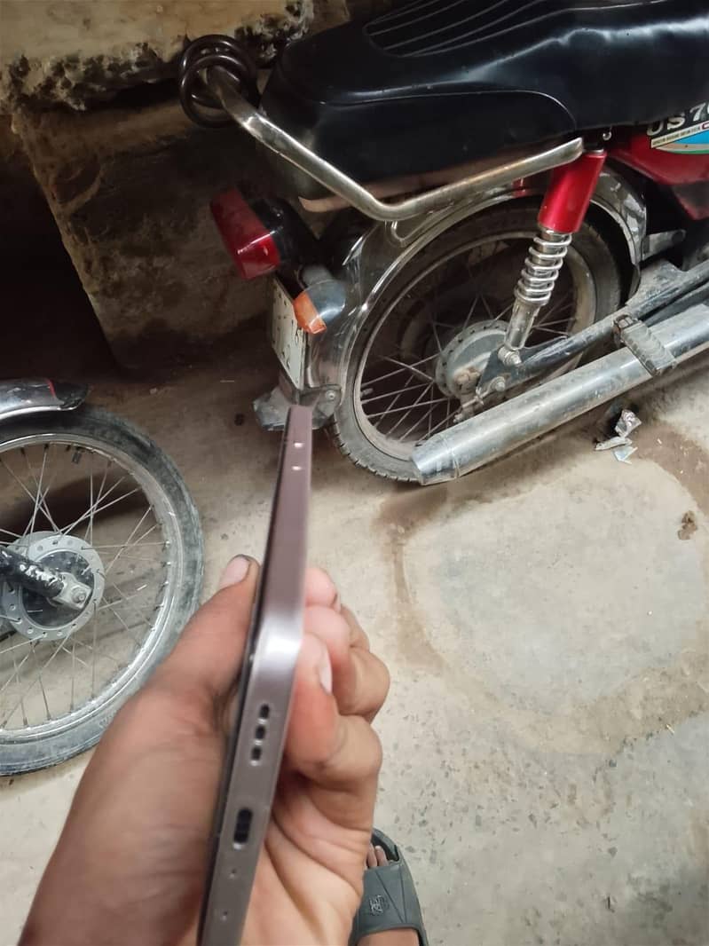 OPPO A6 2