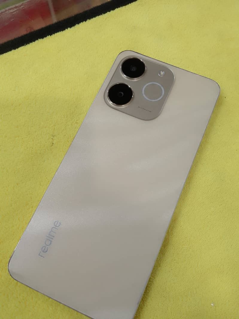 Realme note 70 1