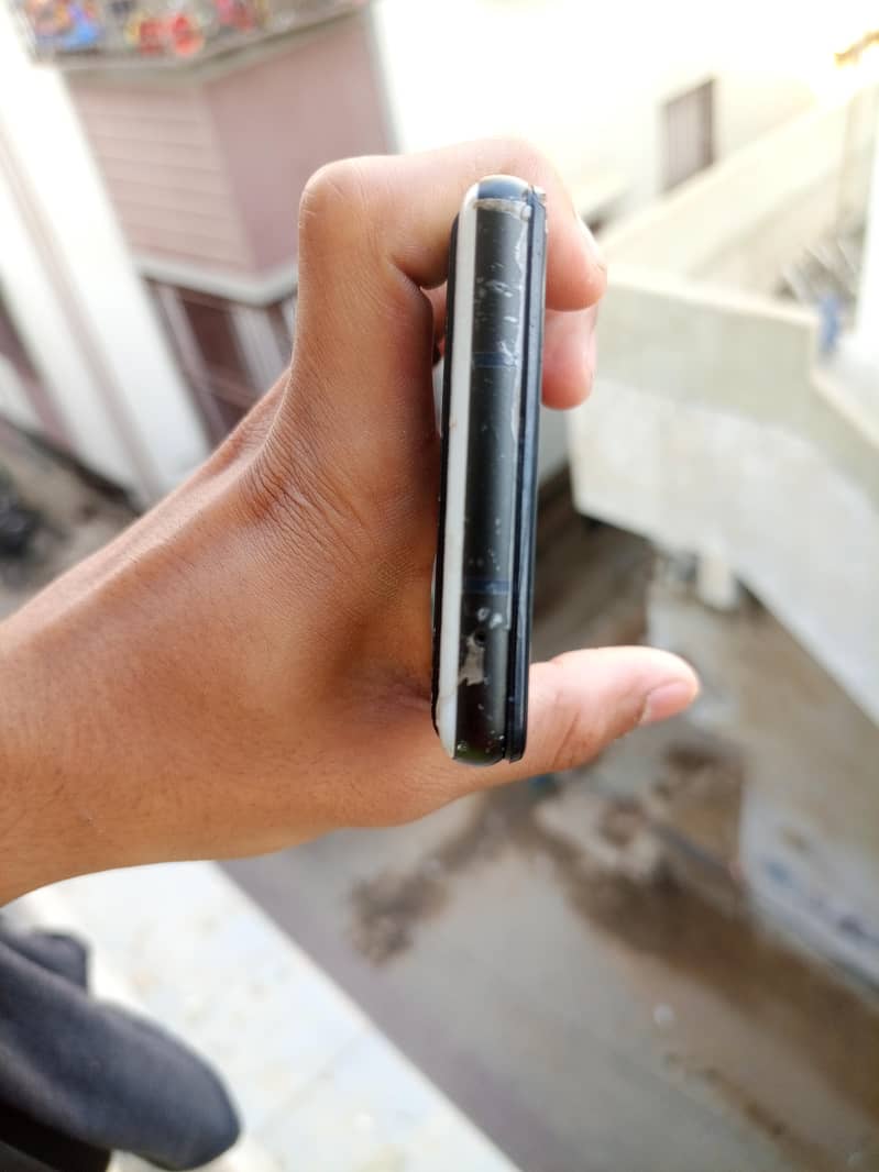 Google Pixel 6a 1