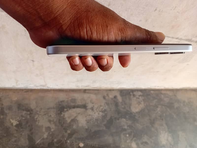 OPPO A6k 3