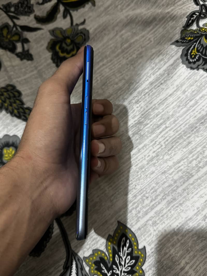 OPPO A54 5