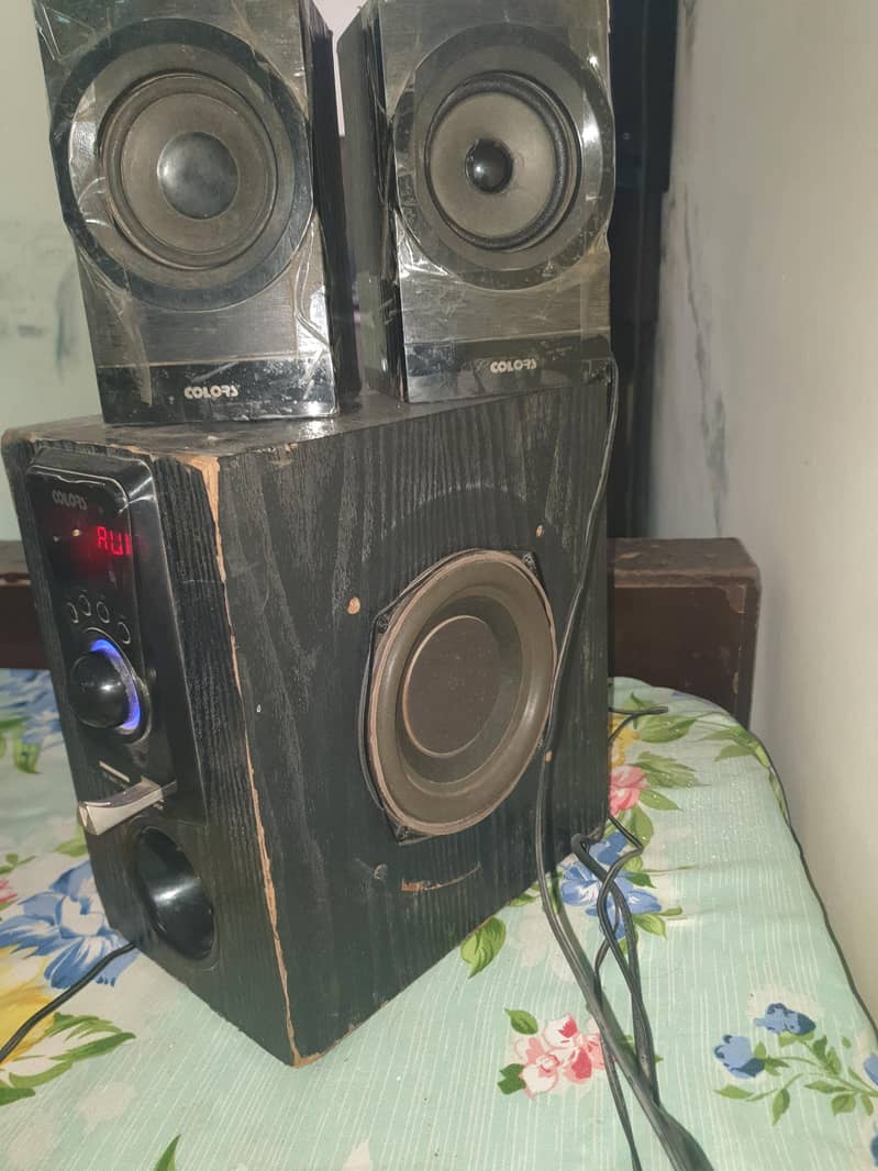 speakers 2