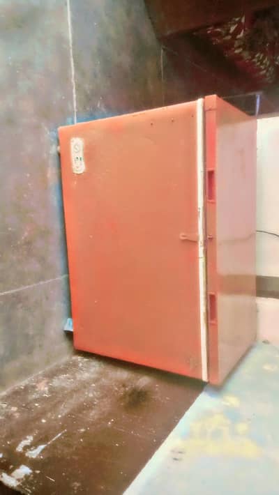 Freezer, Cooling 100%,Peer Syed Ali Ameer Hassan 0300-6222174