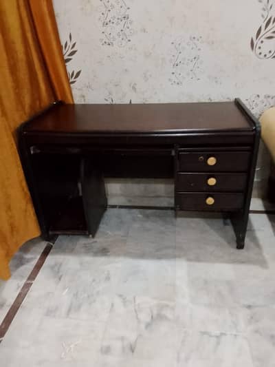 study X computer table