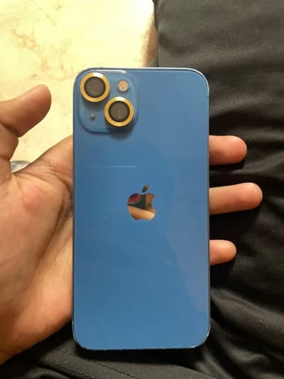 Apple iPhone 13