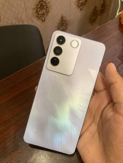 Vivo V27e