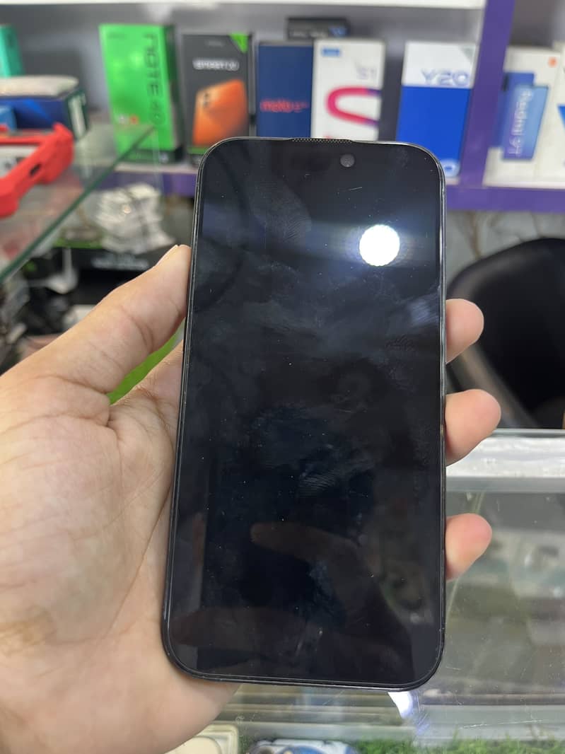 Apple iPhone 15 Pro 1