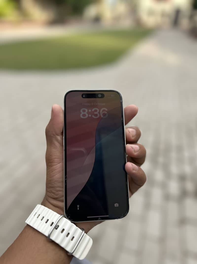 Apple iPhone 15 6