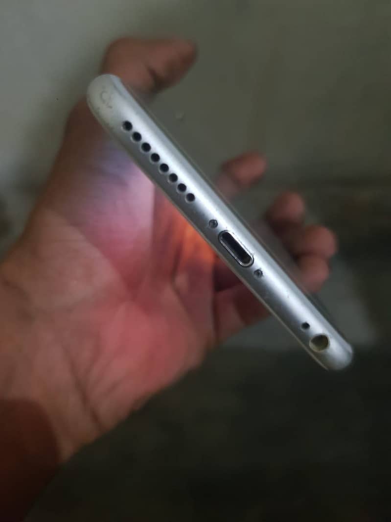 Apple iPhone 6S Plus 7