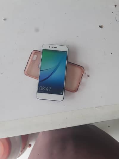 Huawei Nova 2s 4/64 contact 0/3/1/1/5/6/2/8/8/7/3