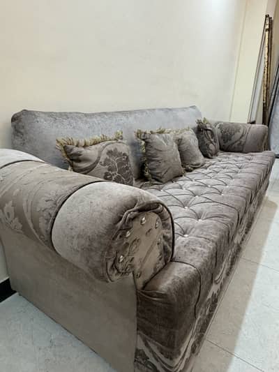 7-Seater Sofa Set for Sale – Good Condition