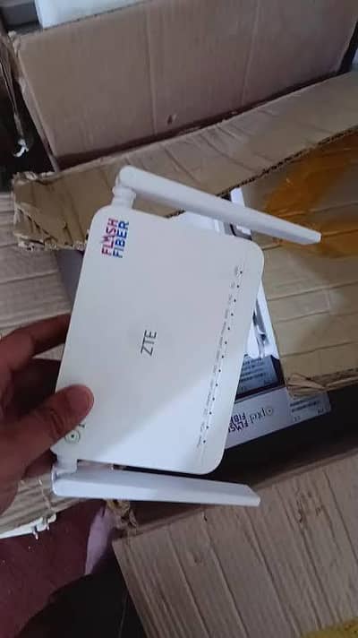 ZTE F1611A Dual Band wifi 6 GPON ROUTER (Unlocked )