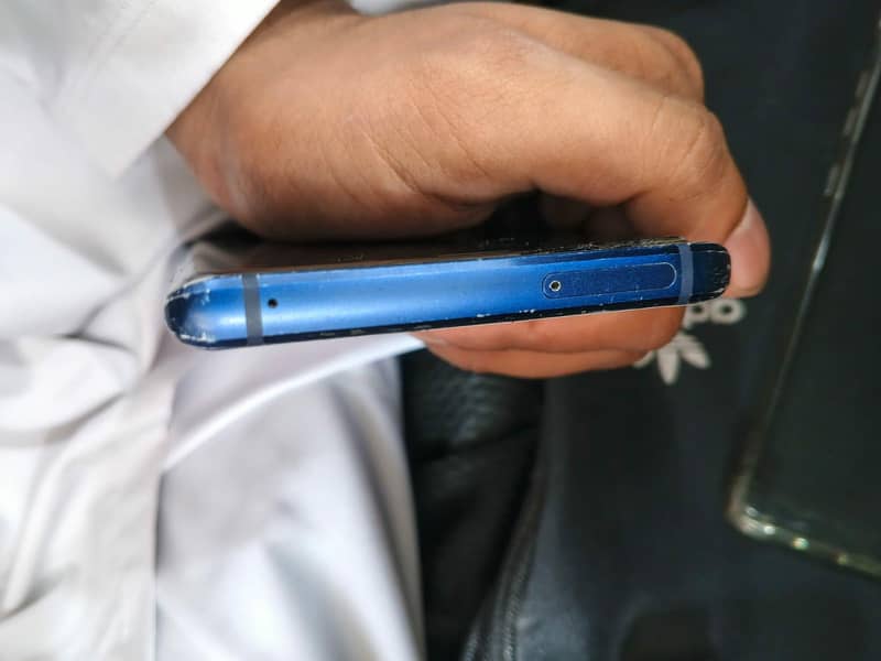 Samsung Mobile Note 9 5