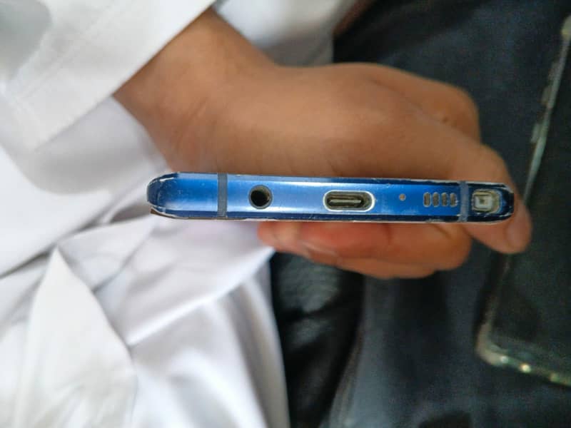 Samsung Mobile Note 9 9