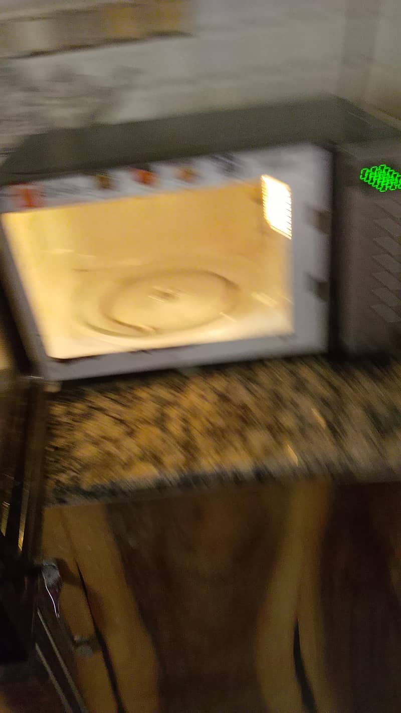 microwave/oven 1
