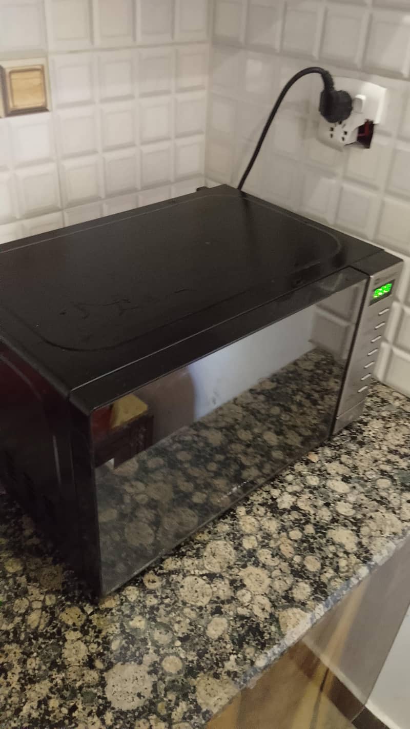 microwave/oven 2