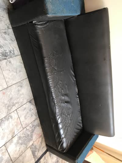 Sofa 3 seater black colour