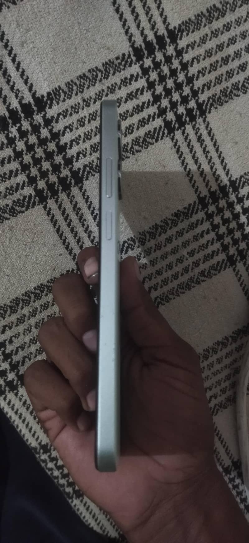 Realme Note 60 1