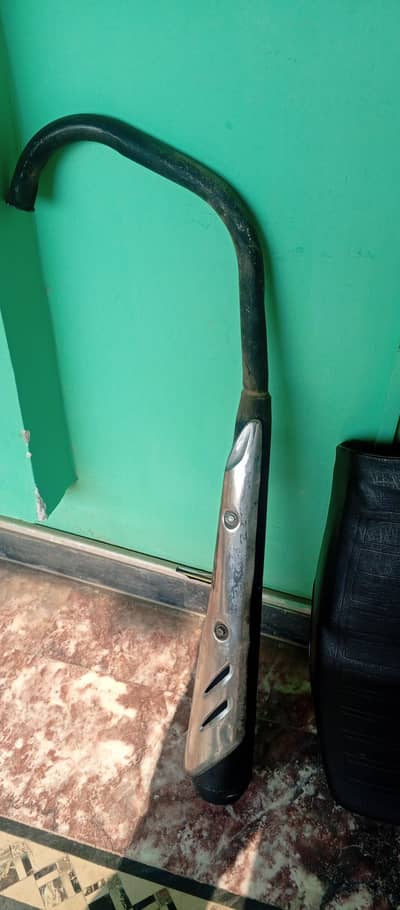 125 silencer and seat available