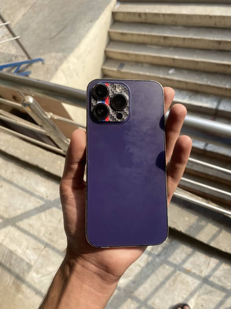 Apple iPhone 14 Pro Max 2