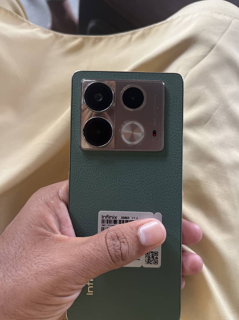 Infinix Note 40 5