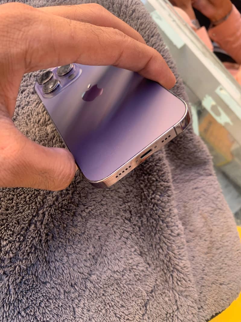 Apple iPhone 14 Pro 6