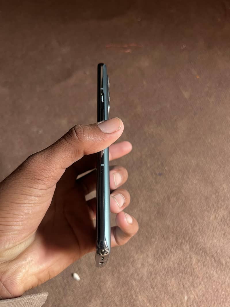 One Plus 9 Pro 6