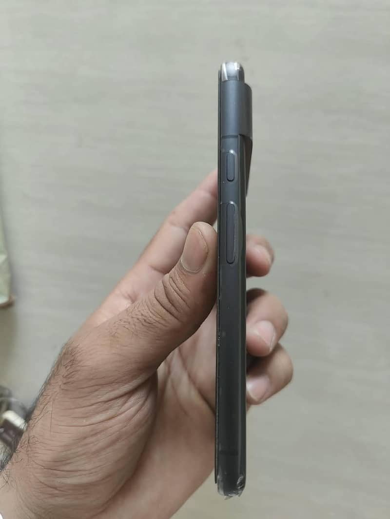 Google Pixel 8 1