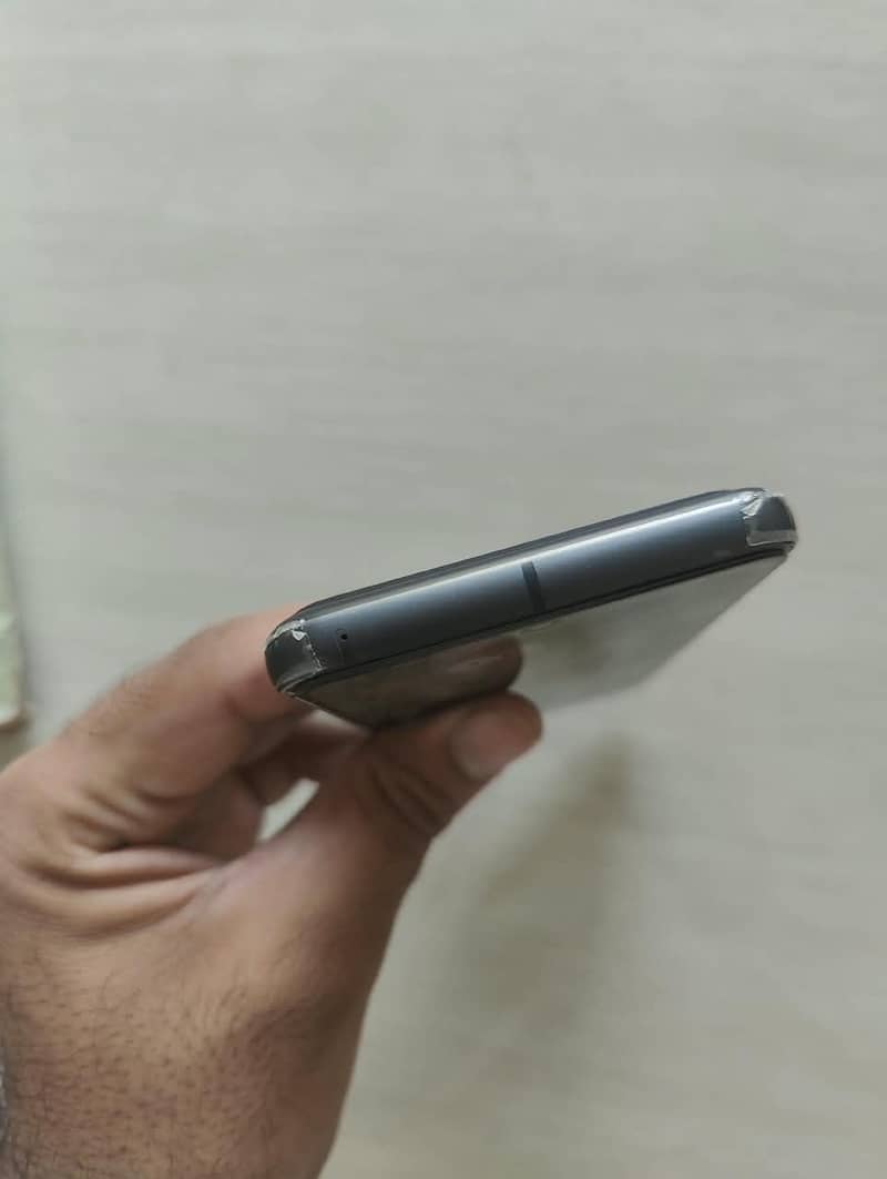 Google Pixel 8 2