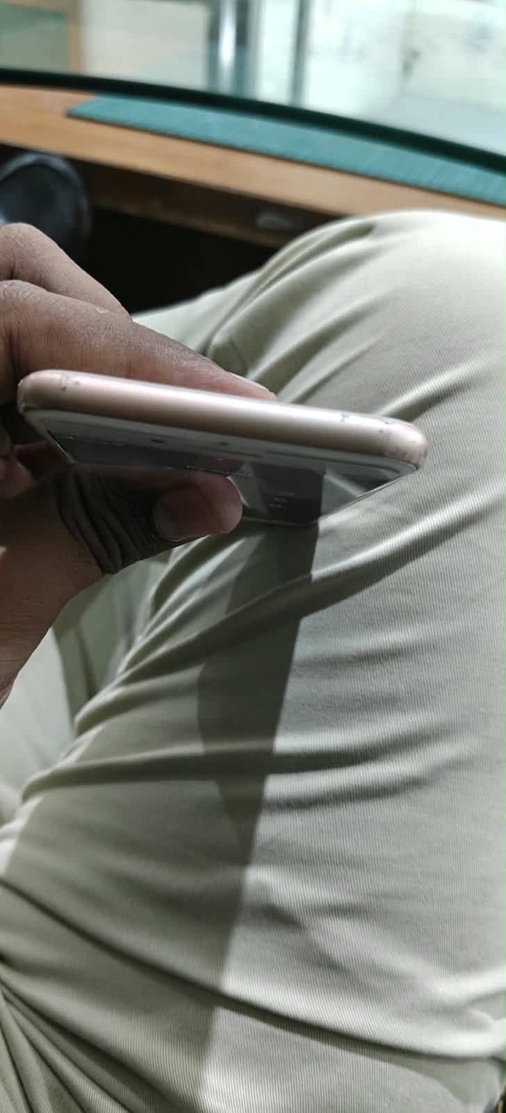 Apple iPhone 8 3
