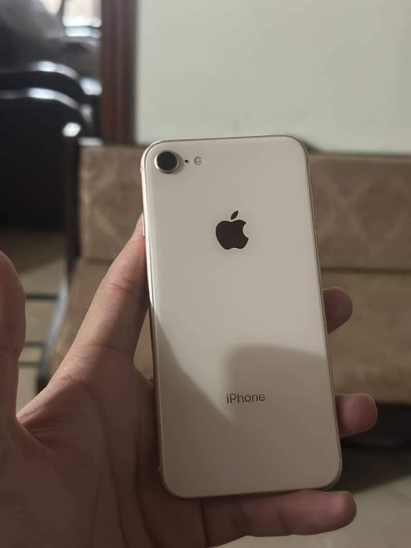Apple iPhone 8 0