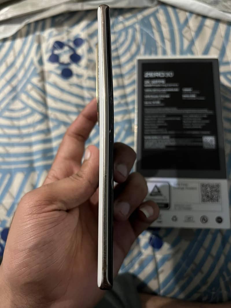 Infinix Zero 30 6