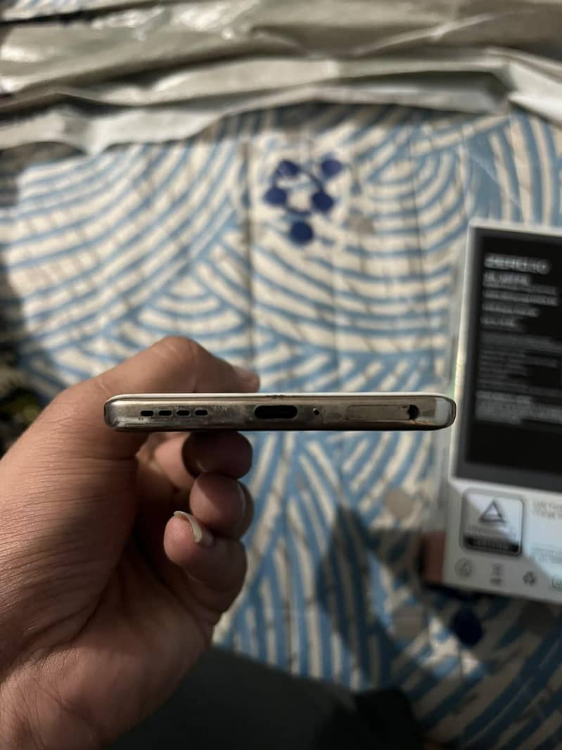 Infinix Zero 30 10