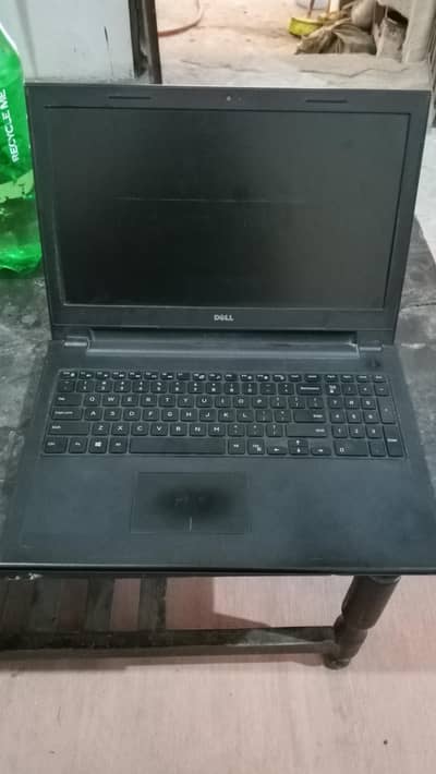 Dell Inspiron 3542 core i3 4 gen SSD 128 Ram 4 gb sacreen size 15.6