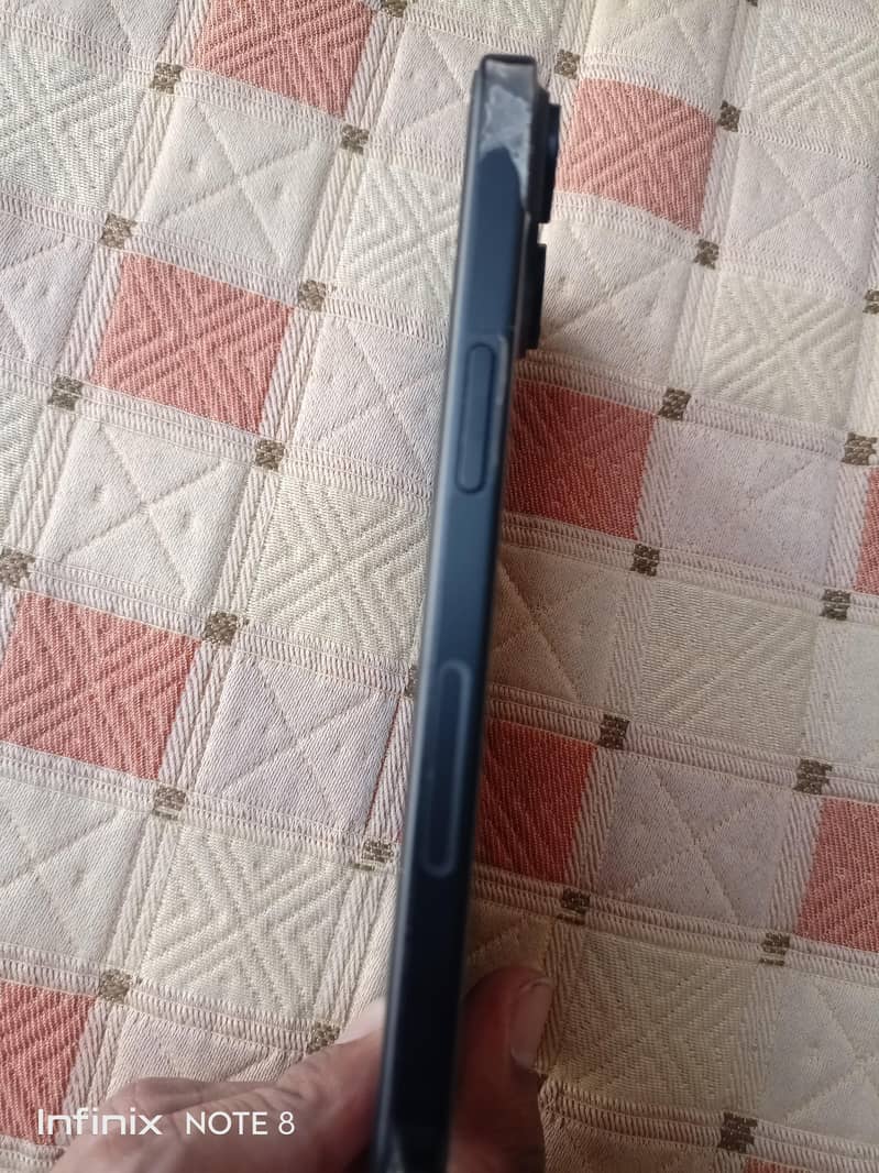iphone 15 4