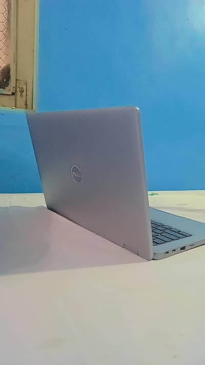 Dell Latitude/5320 2-in-1 x360Touch/i5 11th Gen vpro/8/256 Charger+Bag