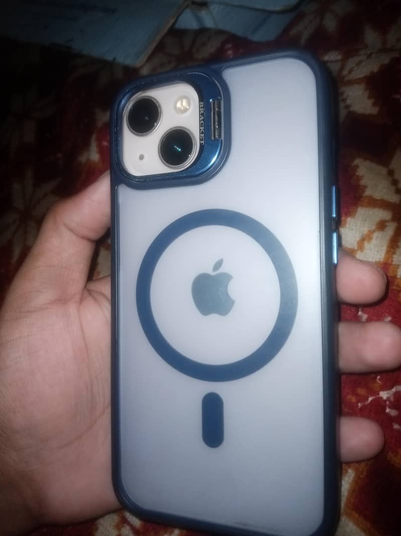 Apple iPhone 13 0