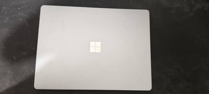 Microsoft Surface Laptop Go | Core i5 10th Gen