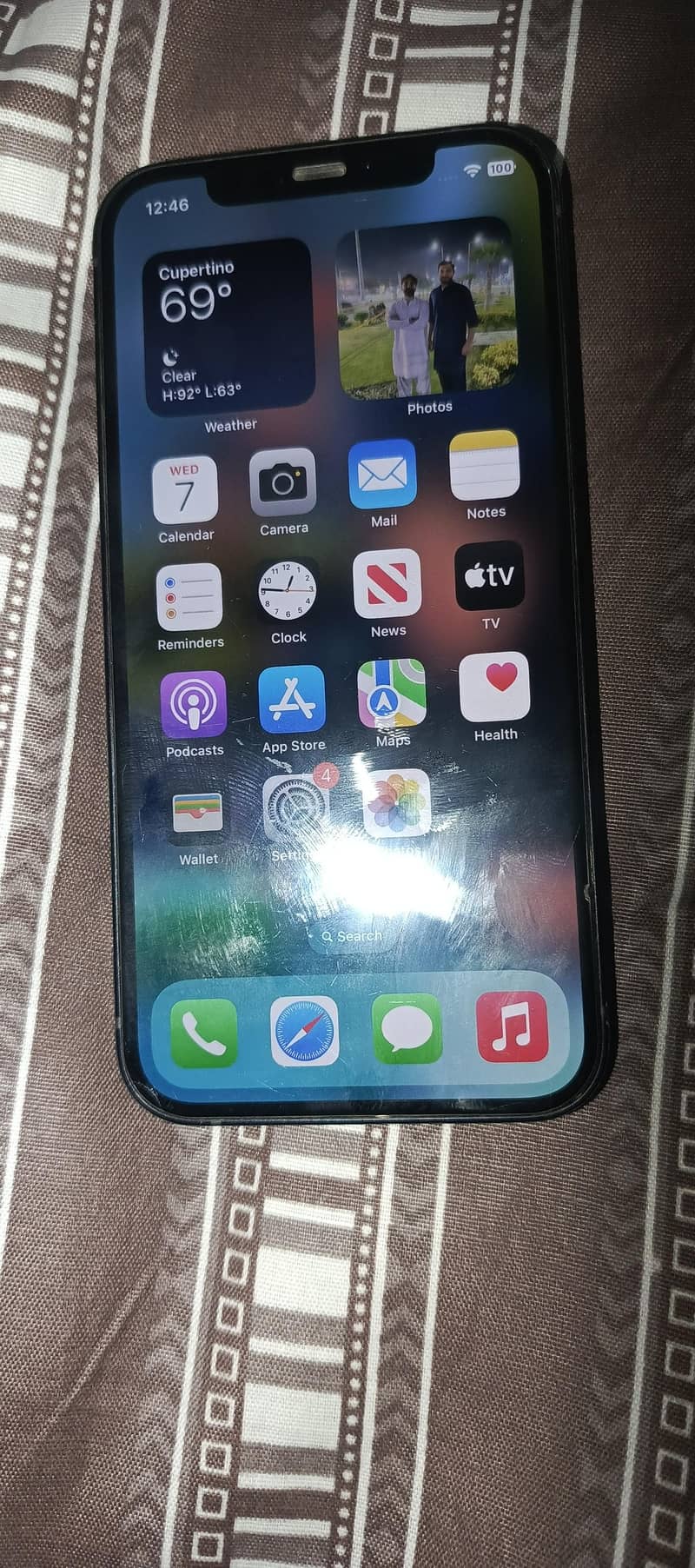 Apple iPhone 12 5
