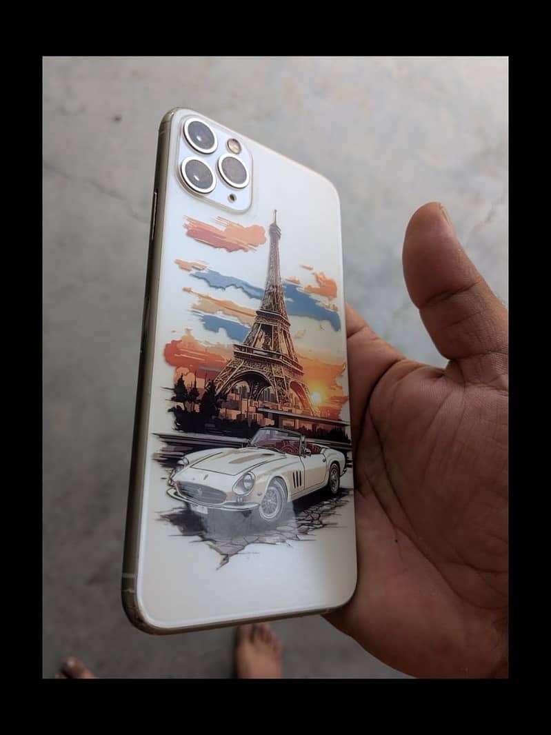 Apple iPhone 11 Pro Max 1