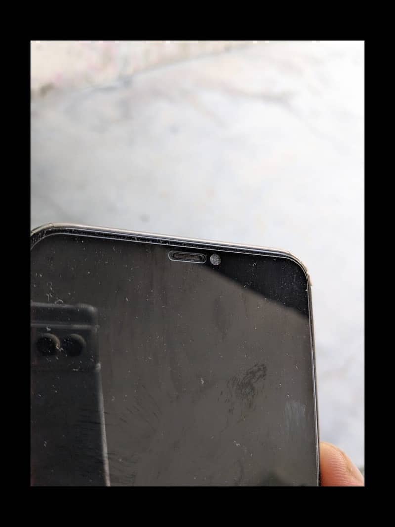 Apple iPhone 11 Pro Max 2