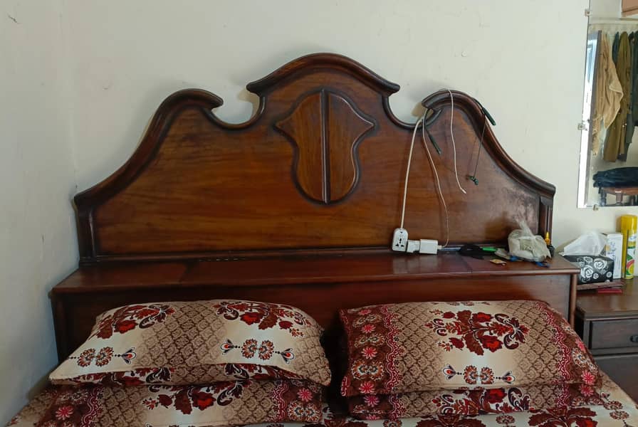 1 Double Bed & 1 Single Bed 2