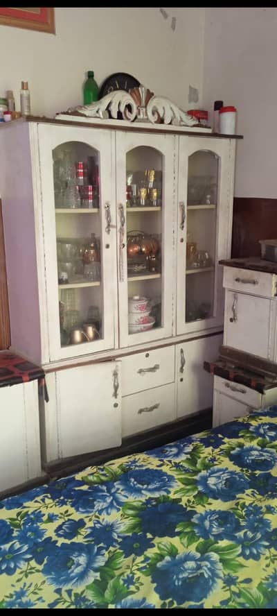 Furniture for sale in Good Condation with matteras