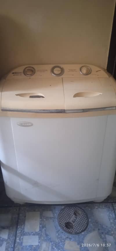 twin tub washing machine