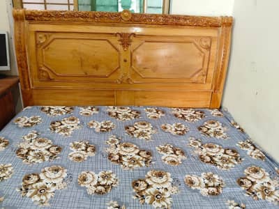 king size bed+dressing table+2 side tables + mattress