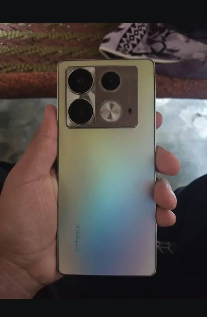 Infinix Note 40 0