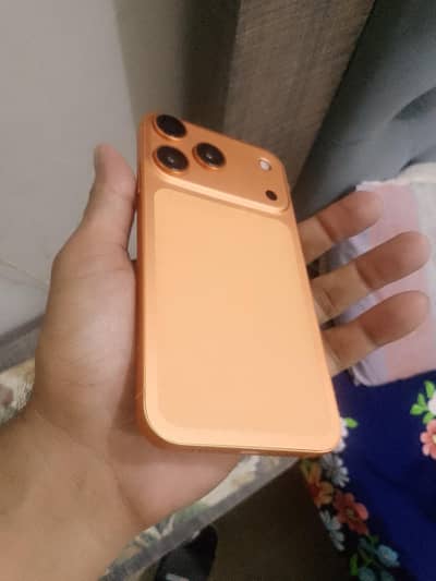 Apple iPhone XR (convert 17pro)